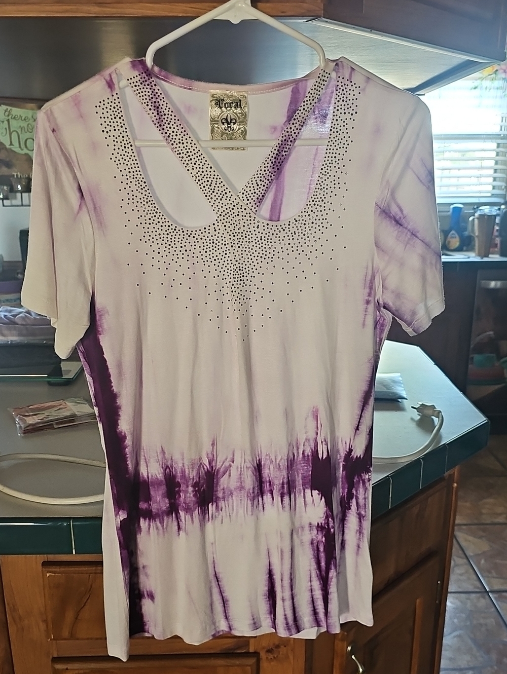 Vocal White and Purple Tie-Dye Rhinestone V-Neck Short Sleeve Top